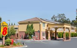 Super 8 By Wyndham Ukiah