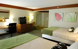 La Quinta Inn & Suites by Wyndham Raleigh Cary