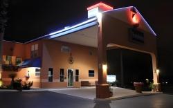Econo Lodge Inn & Suites Near Lackland AFB
