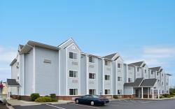 Microtel Inn & Suites by Wyndham Lillington Near Campbell U