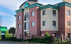 Wingate by Wyndham Houston Bush Intercontinental Airport