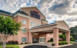 Fairfield Inn & Suites Emporia I-95