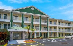 HomeTowne Studios Orlando - UCF Area
