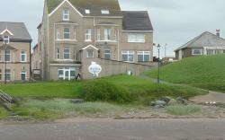 Bailey Ground Hotel