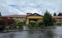 Best Western Plus Parkway Inn