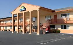 Days Inn by Wyndham Red Bluff