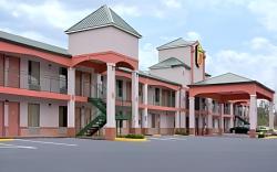 Super 8 By Wyndham Pearl/Jackson/East