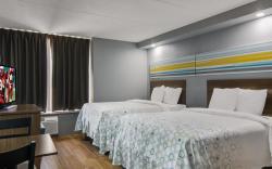 HomeTowne Studios & Conference Center Chicago - N Aurora Naperville 
