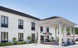 Baymont by Wyndham Savannah/Garden City