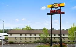Super 8 By Wyndham Portland Airport