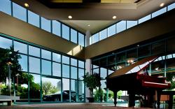 Executive Suites Hotel & Conference Center, Burnaby