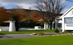 Days Inn by Wyndham Lincoln