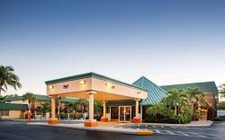 Super 8 By Wyndham North Palm Beach