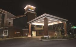 La Quinta Inn & Suites by Wyndham Austin Airport