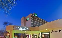 La Quinta Inn and Suites by Wyndham Secaucus Meadowlands