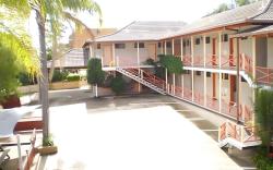 Excelsior Motor Inn