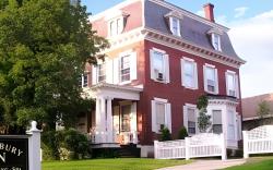 Middlebury Inn