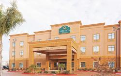 La Quinta Inn & Suites by Wyndham Pasadena North