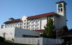 La Quinta Inn & Suites by Wyndham Seattle Sea-Tac Airport