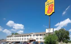 Super 8 By Wyndham Manhattan Ks