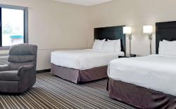 Super 8 by Wyndham Omaha I-80 West