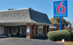 Motel 6 Tallahassee, FL - Downtown