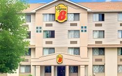 Super 8 by Wyndham Stamford/New York City Area
