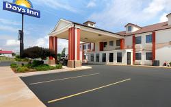 Days Inn by Wyndham Shawnee