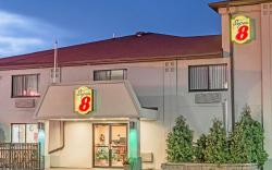 Super 8 by Wyndham Niagara Falls