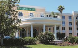 La Quinta Inn & Suites by Wyndham Sarasota Downtown