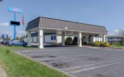 Motel 6 Staunton