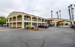 Motel 6 Lodi, CA