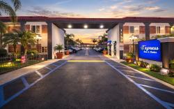 Express Inn & Suites