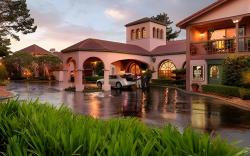 Half Moon Bay Lodge