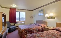 Super 8 By Wyndham Sherman