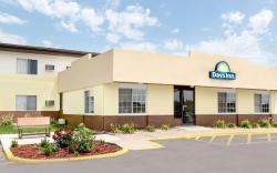 Days Inn by Wyndham Newton