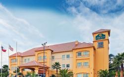 La Quinta Inn & Suites by Wyndham Alvin