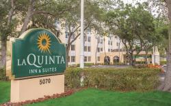 La Quinta Inn & Suites by Wyndham Fort Lauderdale Tamarac