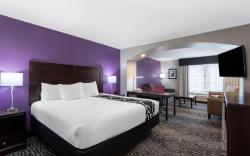 La Quinta Inn & Suites by Wyndham Huntsville Airport Madison