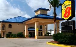 Super 8 By Wyndham Sealy