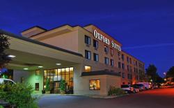 Oxford Suites Portland - Jantzen Beach