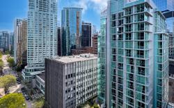 Coast Coal Harbour Hotel by APA