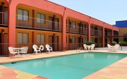 Days Inn by Wyndham Midland