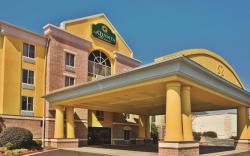 La Quinta Inn & Suites by Wyndham Hot Springs