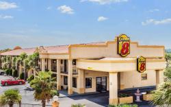 Super 8 By Wyndham Stockbridge
