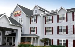 Lancaster Inn & Suites