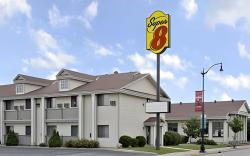 Super 8 By Wyndham La Crosse