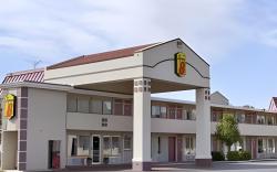Super 8 By Wyndham Oklahoma/Frontier City