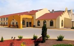 Days Inn by Wyndham Lamar