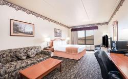 Elevation Inn & Suites, Trademark Collection by Wyndham